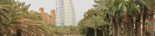 Emiraty Arabskie - Dubaj - żar z nieba i wieżowce